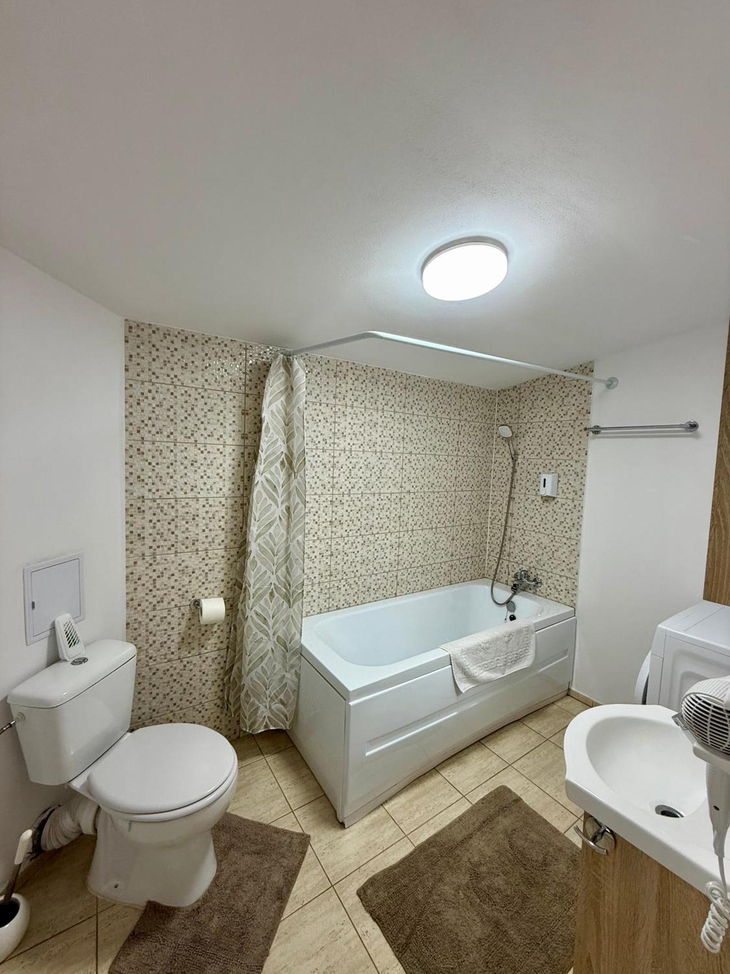 Jokai Apartments Nr7, Code Entry Sfântu-Gheorghe Extérieur photo